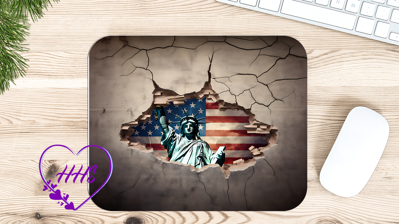 Lady Liberty Mouse Pad