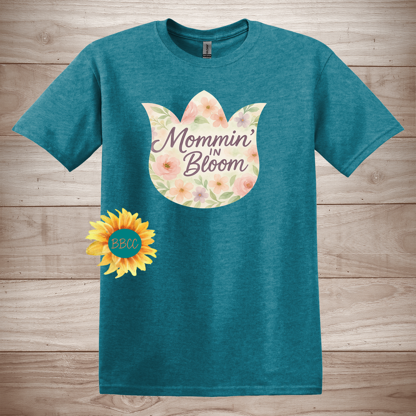 Mommin' in Bloom - Floral T-Shirt