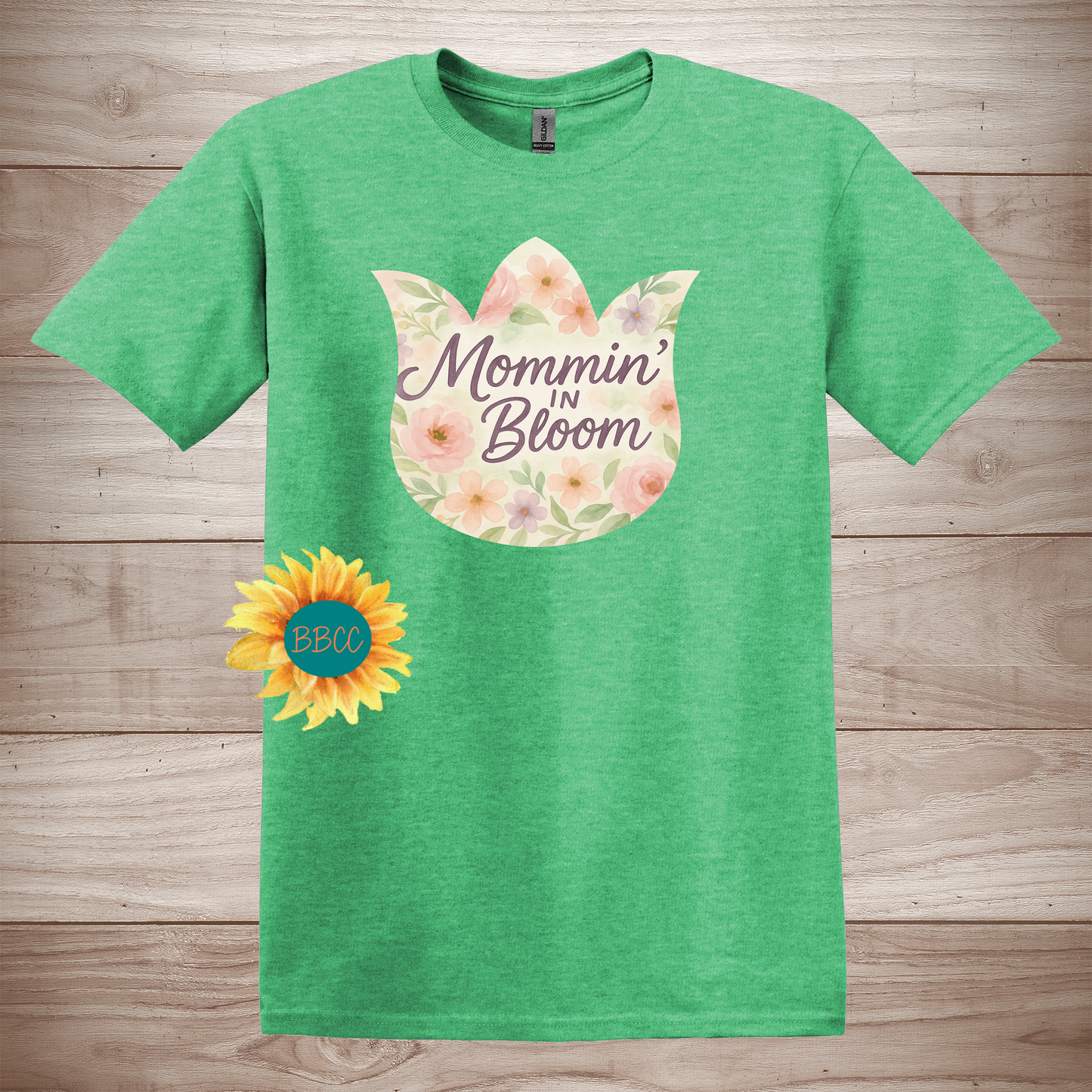 Mommin' in Bloom - Floral T-Shirt