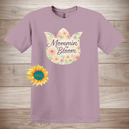 Mommin' in Bloom - Floral T-Shirt